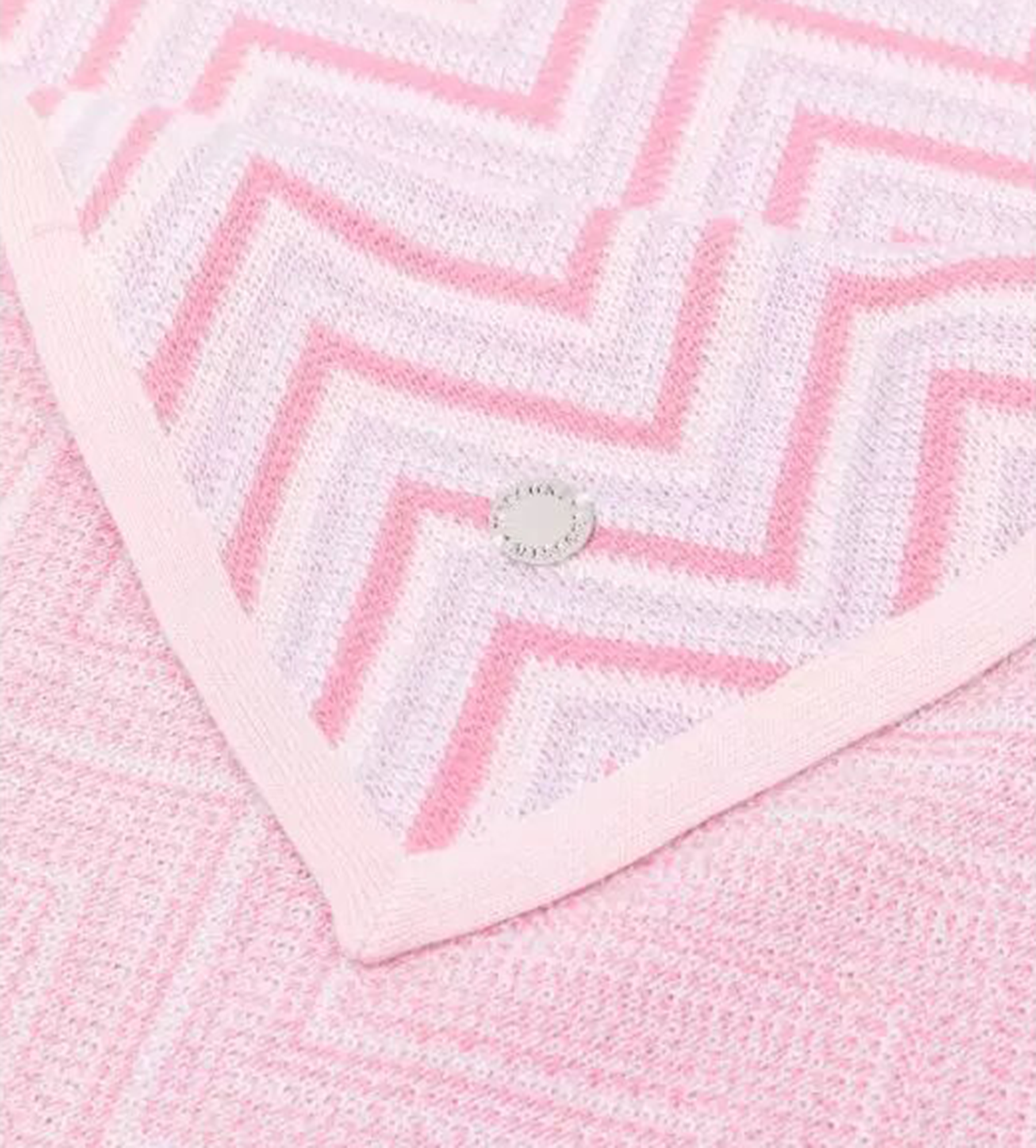 Zigzag Print Square Blanket Pink